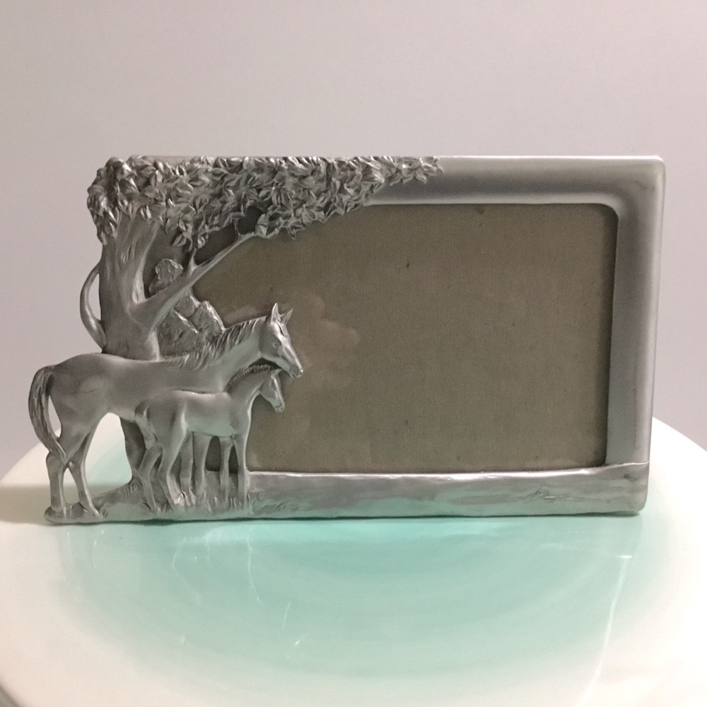 Vintage Seagull Pewter horse with foal picture frame